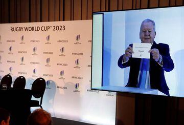Bill Beaumont announces France will host the 2023 Rugby World Cup