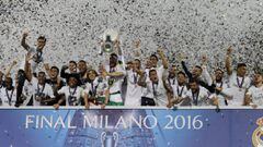 Los jugadores del Real Madrid celebran el t&iacute;tulo de Champions. 