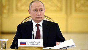 FILE PHOTO: Russian President Vladimir Putin attends the Collective Security Treaty Organisation (CSTO) summit at the Kremlin in Moscow, Russia May 16, 2022. Sputnik/Sergei Guneev/Pool via REUTERS ATTENTION EDITORS - THIS IMAGE WAS PROVIDED BY A THIRD PAR