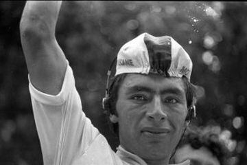 'El Zorro' fue 10 días líder de la Vuelta a España en 1989. Ganó las clásicas de Boyacá y de Cundinamarca. 