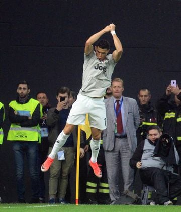 Cristiano Ronaldo celebrates his goal for Juventus against Udinese