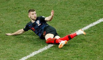 Con 24 años de edad, sorprendió en su segunda Copa del Mundo con Croacia. La delantera helvética tiene una nueva opción con Rebić en sus pies.