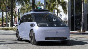 El taxi del futuro viaja al presente; es eléctrico, espacioso y se maneja solo