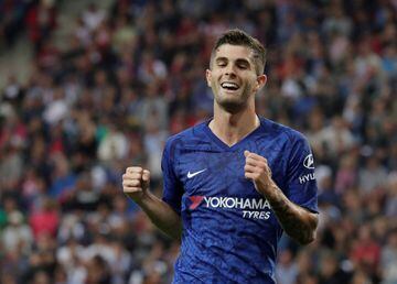 Christian Pulisic became the most expensive ever U.S. international when he signed from Chelsea from Borussia Dortmund for 64 million euros. He no doubt has the potential to become the greatest ever U.S. international to play in the Premier Leaugue. But t