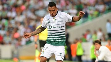 Santos confirmó terrible fractura de Javier Cortés