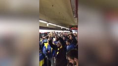 Locura en el metro de Madrid con la afición de Boca Juniors