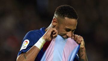 Neymar upset after missing a chance at the death to seal all three points for Barcelona