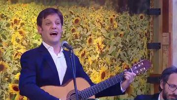 VIDEO: Rodrigo de la Serna se presentó como cantante y sorprendió a todos