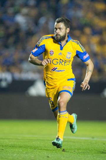 El delantero brasileño Rafael Sobis ganó dos veces la Copa Libertadores con el Internacional de Porto Alegre (2006 y 2010). Desde el Clausura 2015 milita en los Tigres de la UANL, con quienes fue subcampeón en la pasada edición del torneo continental y campeón de Liga hace dos meses.