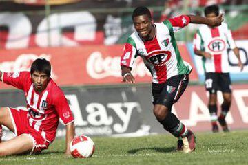 El delantero se cansó de hacer goles en Magallanes y Palestino, lo que llamó la atención de Azul Azul. Llegó para reemplazar a Eduardo Vargas.