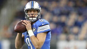 DETROIT, MI - DECEMBER 11: Matthew Stafford #9 of the Detroit Lions warms up on the field prior to the start of the game against the Chicago Bears at Ford Field on December 11, 2016 in Detroit, Michigan.   Leon Halip/Getty Images/AFP == FOR NEWSPAPERS, INTERNET, TELCOS &amp; TELEVISION USE ONLY ==