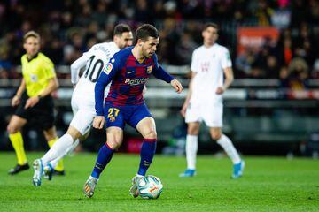 Carles Pérez in action for Barcelona against Granada earlier this month