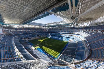 Las obras de remodelación del estadio del club madrileño siguen avanzando sin pausa. Esta vez el club nos ha querido enseñar en que situación se encuentra la cubierta del estadio.