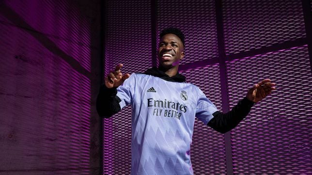 Real Madrid revert back to talismanic purple shirt - AS USA