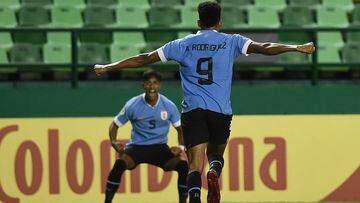 Uruguay's Alvaro Rodriguez celebrates after scoring against Bolivia during the South American U-20 championship first round football match at the Pascual Guerrero stadium in Palmira, Colombia, on January 26, 2023. (Photo by JOAQUIN SARMIENTO / AFP)