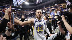 SACRAMENTO, CALIFORNIA - APRIL 30: Stephen Curry #30 of the Golden State Warriors leaves the court after scoring 50 points and defeating the Sacramento Kings 120-100 in game seven of the Western Conference First Round Playoffs at Golden 1 Center on April 30, 2023 in Sacramento, California. NOTE TO USER: User expressly acknowledges and agrees that, by downloading and or using this photograph, User is consenting to the terms and conditions of the Getty Images License Agreement.   Ezra Shaw/Getty Images/AFP (Photo by EZRA SHAW / GETTY IMAGES NORTH AMERICA / Getty Images via AFP)