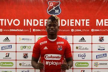 Déinner Quiñones fue presentando como nuevo jugador de Independiente Medellín tras su paso por América de Cali y Atlético Nacional.