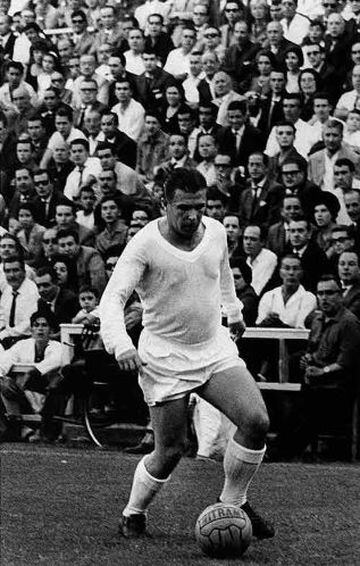 Ferenc Puskas firmó con el Real Madrid en 1958 con 31 años y algún kilo de más. Pronto demostraría su calidad y se convertiría en uno de los máximos goleadores de la historia.
