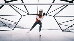 Red Bull shared this video on TikTok of Dutch ice skater Kjeld Nuis skating at a record speed of 103 km per hour (64 mph) and it quickly went viral.