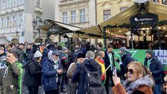 Aficionados del Betis en Praga.