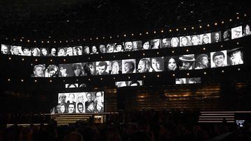 Captura de la gala de 2020 con el homenaje a los fallecidos en el año anterior.