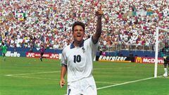 5 Jul 1994:  Roberto Baggio of Italy celebrates scoring the winning goal during the FIFA World Cup Finals 1994 second round match against Nigeria played at the Foxboro Stadium, in Boston, Massachusetts. Italy won the match 2-1 after extra-time.  Mandatory