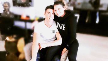 Cristiano Ronaldo y su hermana Katia Aveiro, que ha dado a entender su paternidad
