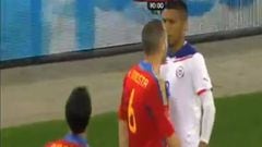 Vidal vs Iniesta: a 9 años de esta brutal pelea en un amistoso entre Chile y España