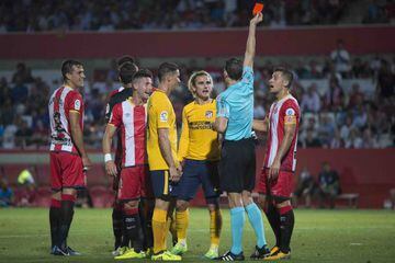 Griezmann fue expulsado tras pedir un penalti contra el Girona.