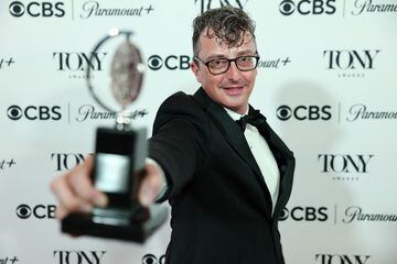 Beowulf Boritt poses with the award for Best Scenic Design of a Musical for "New York, New York" at the 76th Annual Tony Awards in New York City, U.S., June 11, 2023. REUTERS/Amr Alfiky