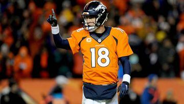 DENVER, CO - JANUARY 17:  Peyton Manning #18 of the Denver Broncos signals to the sideline during the AFC Divisional Playoff Game against the Pittsburgh Steelers  at Sports Authority Field at Mile High on January 17, 2016 in Denver, Colorado.  (Photo by Dustin Bradford/Getty Images)