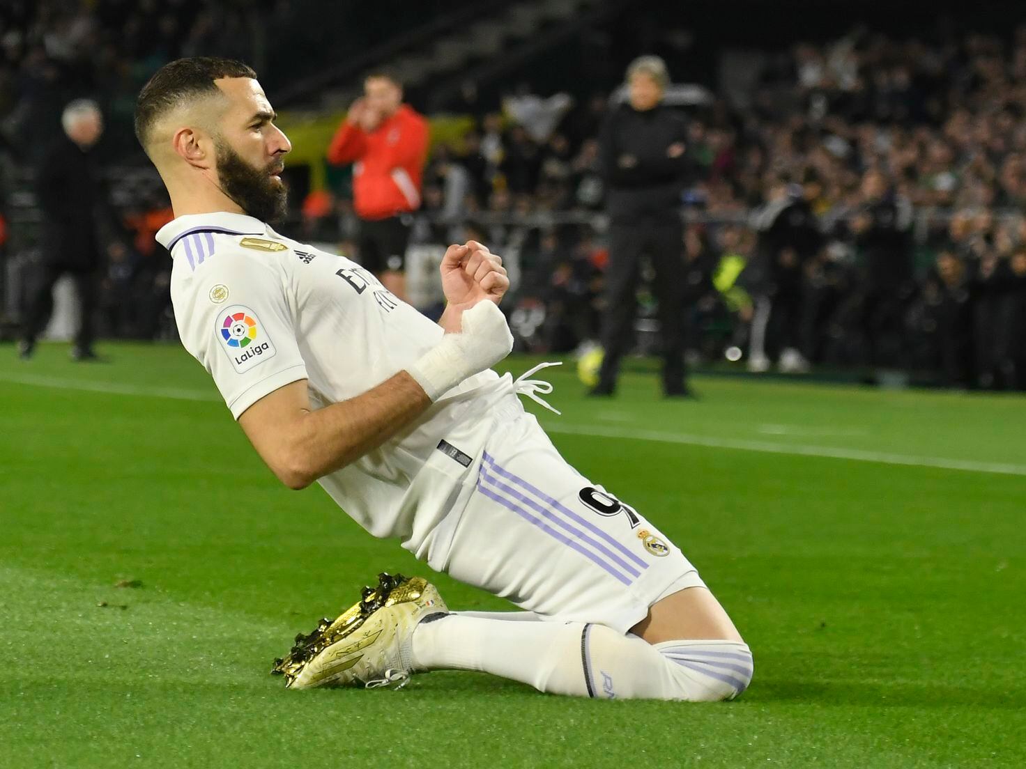 La Liga champs Barca lose last match, Benzema plays final game for Real  Madrid - EFE Noticias