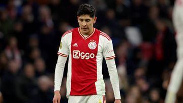 The former Dutch player once again criticized the Mexican footballers for Ajax’s bad form in the Eredivisie.
