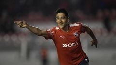 Leandro Fern&aacute;ndez celebra un gol con Independiente.
