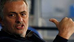 Mourinho to replace Van Gaal as Man United manager