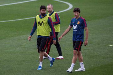 World Cup striker | Diego Costa prepares with teammates at the Ciudad del Fútbol in Las Rozas.