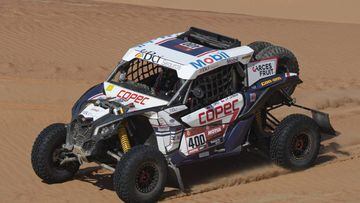 'Chaleco' López terminó en el podio del Dakar en SSV