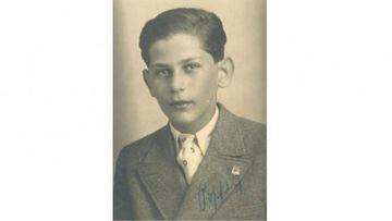 El misterio de un judío checo en Auschwitz con un pin de la Real
