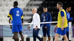 France's coach Didier Deschamps (C) leads a training session at the Al Sadd SC training centre in Doha on December 16, 2022, during the Qatar 2022 World Cup football tournament. (Photo by FRANCK FIFE / AFP) (Photo by FRANCK FIFE/AFP via Getty Images)