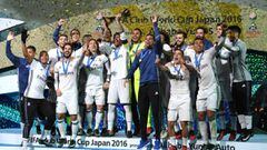 El Madrid celebra su &uacute;ltimo Mundial de Clubes, el que gan&oacute; en diciembre en Jap&oacute;n.