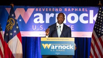 Atlanta (United States), 04/11/2020.- Democratic US Senate candidate Rev. Raphael Warnock speaks during an Election Night event in Atlanta, Georgia, USA, 03 November 2020. Democratic Senate candidate Rev. Raphael Warnock is running in a special election a
