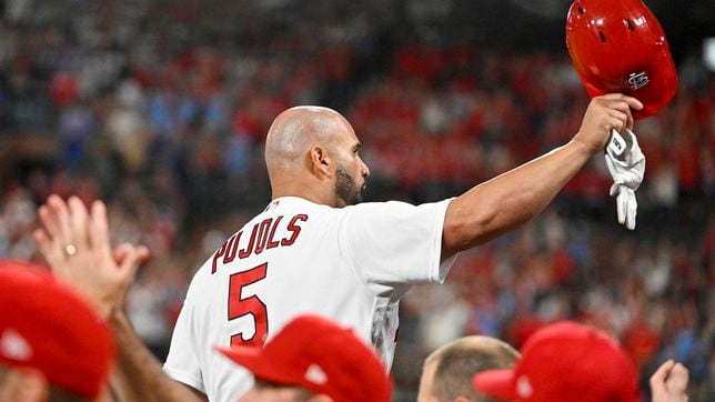 21 years ago today, Albert Pujols - and the fans - had a blast in