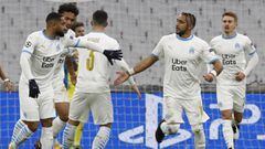 Marseille (France), 01/12/2020.- Olympique Marseille&#039;s Dimitri Payet (C) celebrates a goal with his team mates during the UEFA Champions League Group C soccer match between Olympique Marseille and Olympiacos Piraeus in Marseille, France, 01 December 
