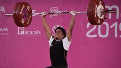 El atleta salvadore&ntilde;o enfrent&oacute; las pruebas de halterofilia en los Juegos Panamericanos de Lima 2019 a pesar de ser diagnosticado con una enfermedad renal.