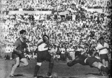 Foto del debut de Chile en el Sudamericano de 1945: 6-3 a Ecuador.