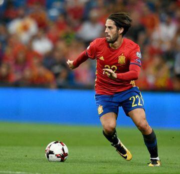Isco in fine form with Spain