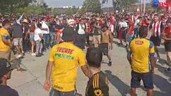 Vídeo: Se agarran a golpes las barras de Chivas y Tigres previo a la vuelta en el Akron