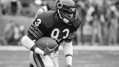 Willie Gault #83 of the Chicago Bears carries the ball during the game against the Washington Redskins at Soldier Field
