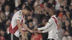 River Plate's Uruguayan midfielder Nicolas De La Cruz (R) celebrates with teammate midfielder Ignacio Fernandez after scoring a goal against Colon during the Argentine Professional Football League match at the Monumental stadium in Buenos Aires, on July 5, 2023. (Photo by JUAN MABROMATA / AFP)