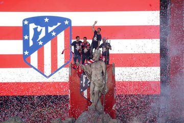 Atlético celebrate winning the Europa League at Neptuno with the fans in May this year.